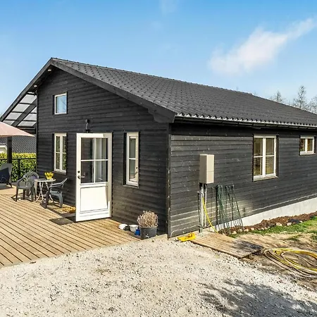 Nyaraló 3 Bedroom Cozy In Hyllinge