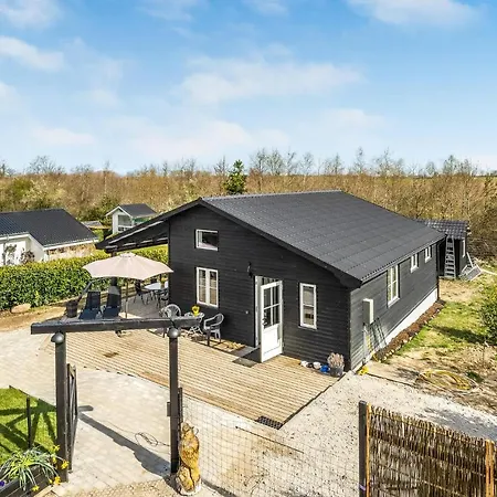 Nyaraló 3 Bedroom Cozy In Hyllinge