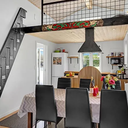 3 Bedroom Cozy In Hyllinge